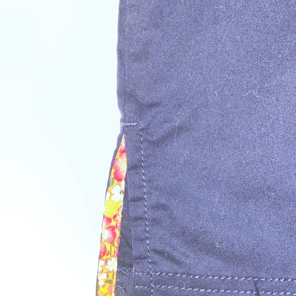 Koi Scrubs‎ Top and Scrunchie - Picture 2 of 7